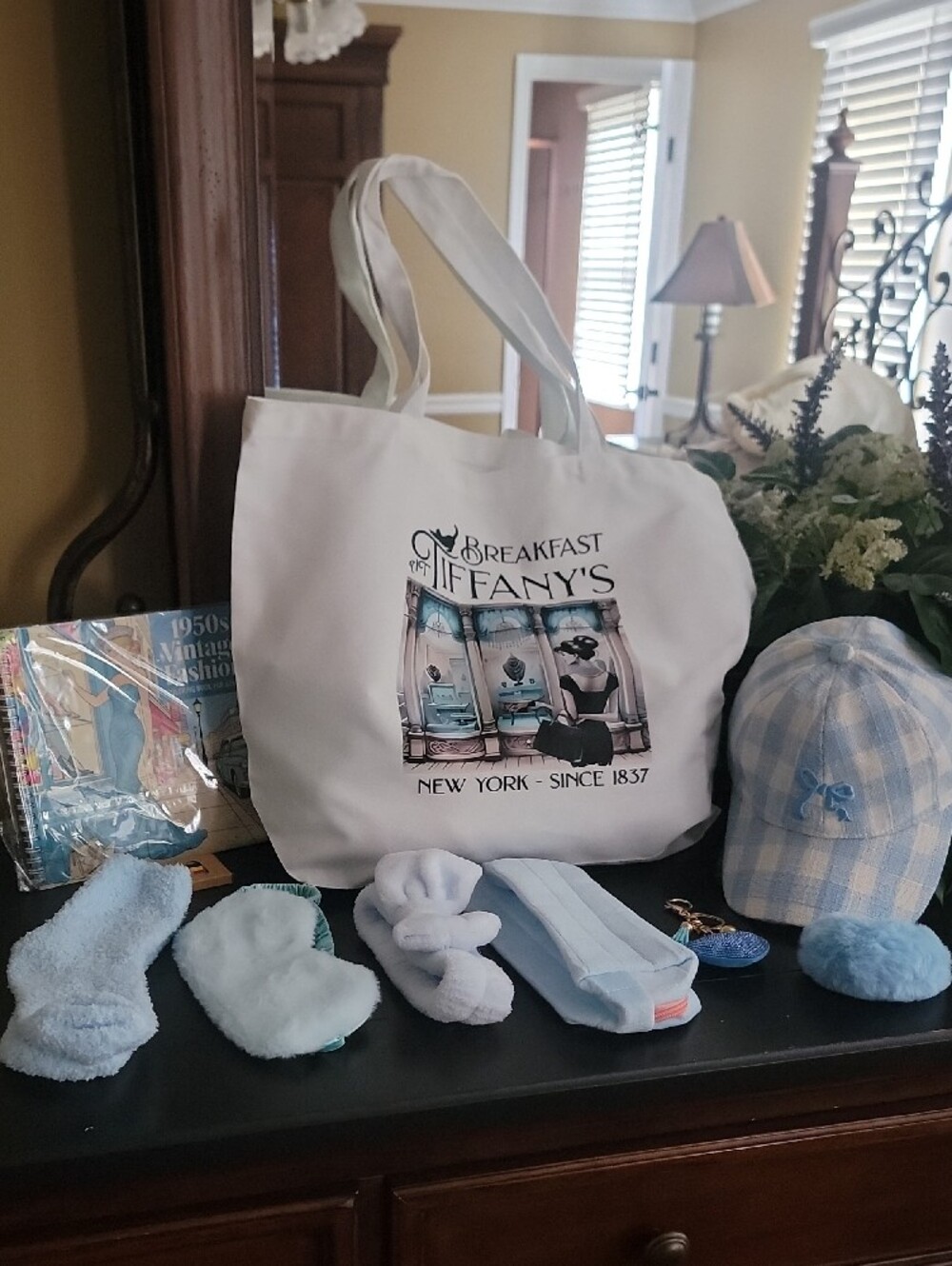 GIFTABLE TOTES Breakfast at Tiffany Blue Tote Bag with Blue Pom Charm Set